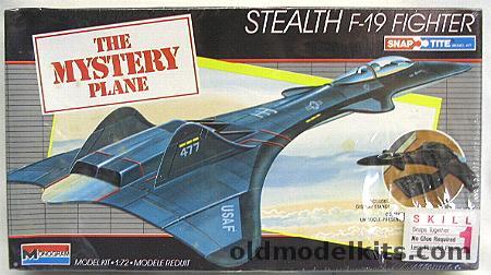 Monogram 1/72 Stealth F-19 Fighter, 1128 plastic model kit